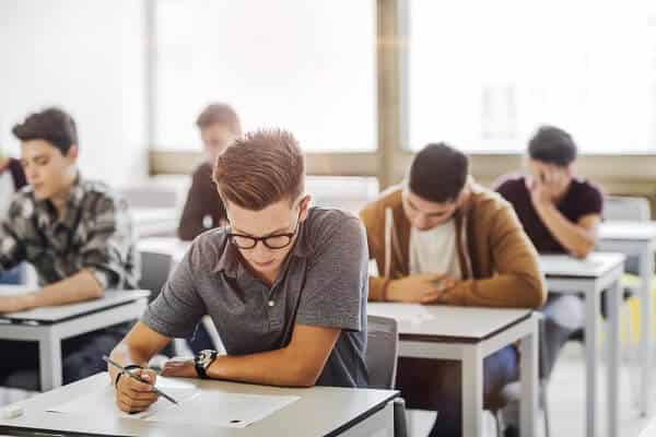 Πανελλήνιες 2018 Ειδικά μαθήματα ξένες γλώσσες: Τα Θέματα